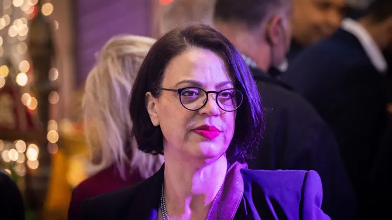 גלית דיסטל אטבריאן