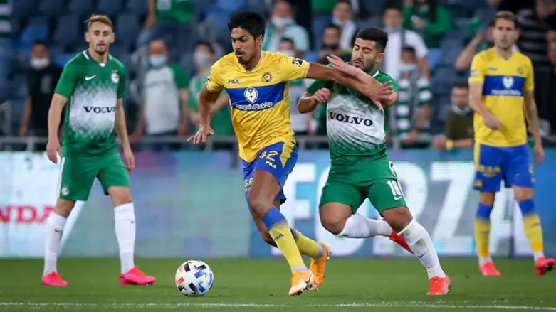 שחקני חיפה ומכבי במפגש הקודם ביניהן העונה