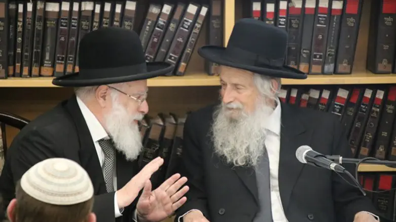 הרב זלמן מלמד והרב יעקב שפירא