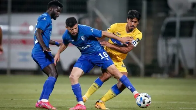 דור פרץ. עוזב