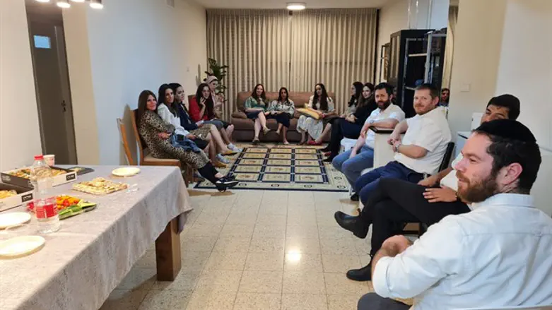 חוג בית של עמותת 'מגן'