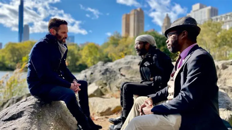 גורי אלפי בסדרה ''היהודי החדש''