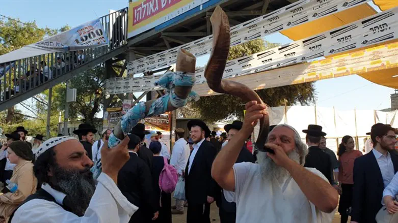 Празднование Лаг ба-Омера нва горе Мерон