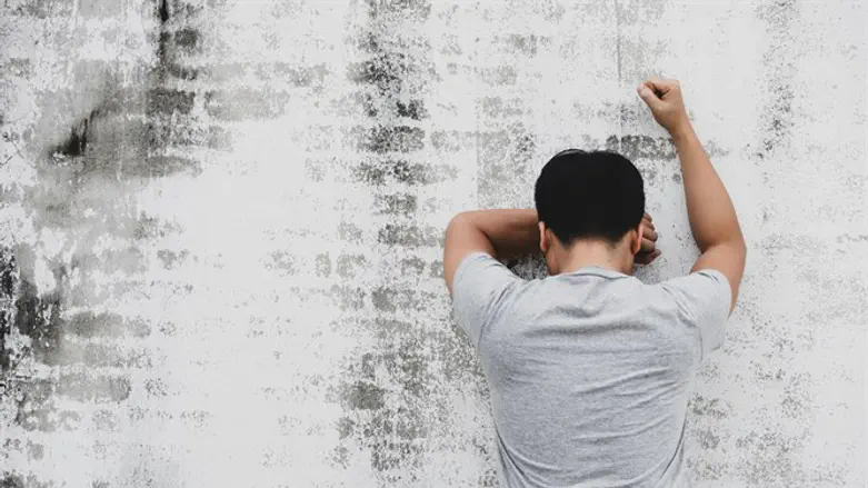 איך מתגברים על פרידה?