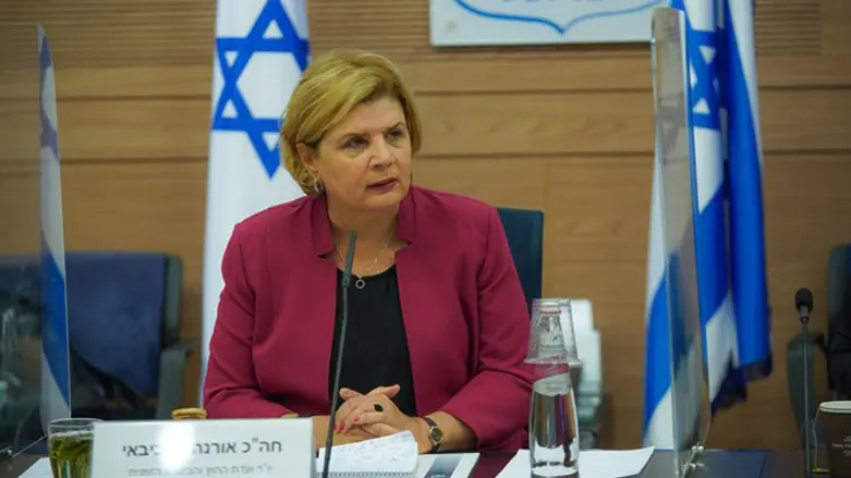 יוצאת לדרך. היו"ר ח"כ אורנה ברביבאי