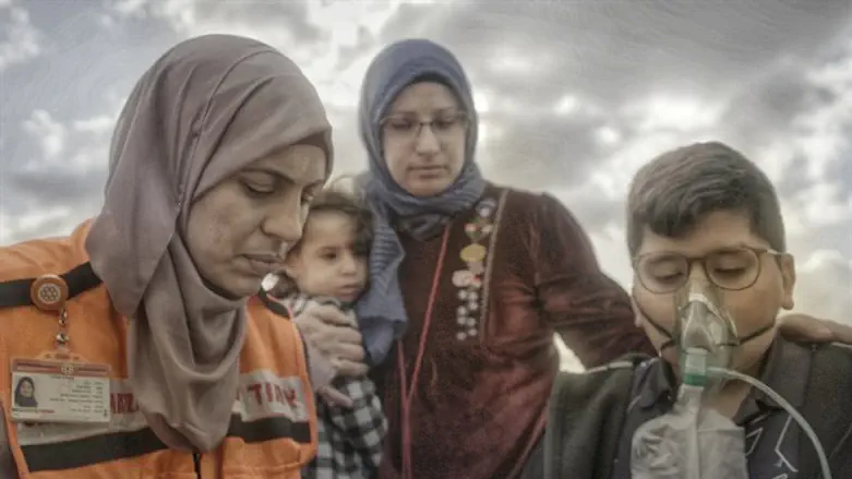 United Hatzalah first responder, helping people in her community