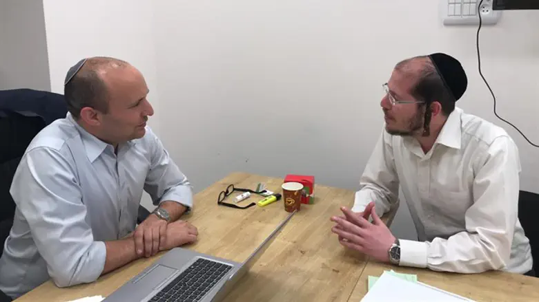 יואל שוורץ ונפתלי בנט