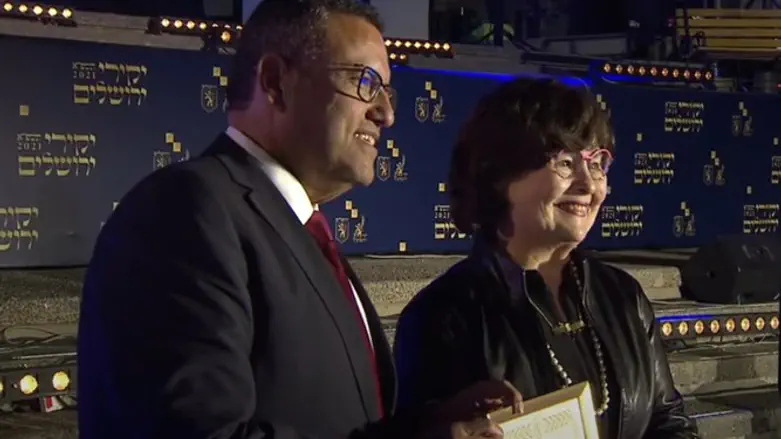 Moshe Lion and Rabbanit Malke Bina