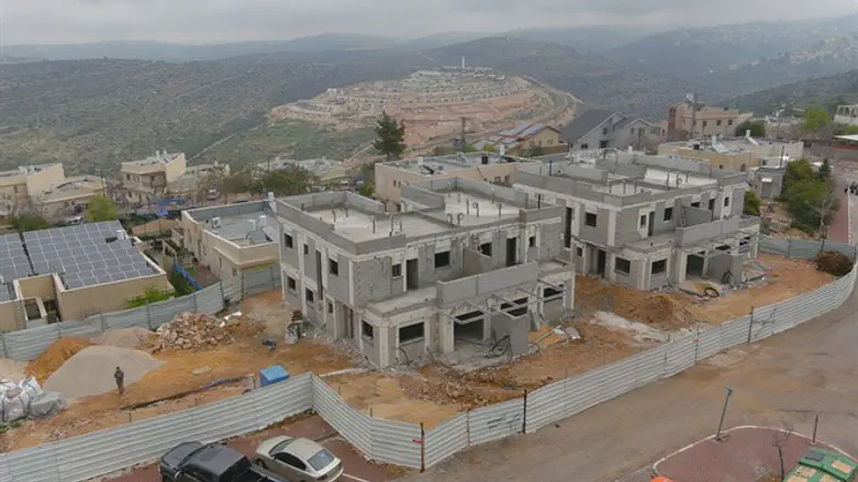 4 בתים לקראת אכלוס, נפתחו בתים נוספים