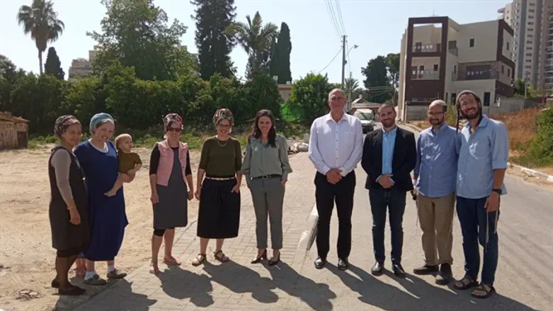 נציגי ימינה בסיור ברמלה