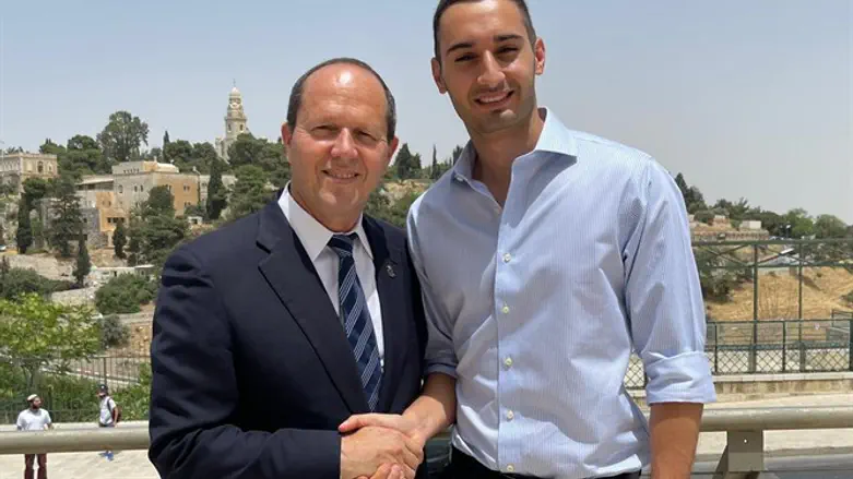 צחי דבוש וניר ברקת