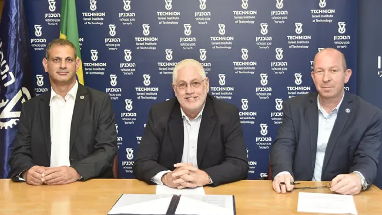 מרגש להיות ברגע הזה