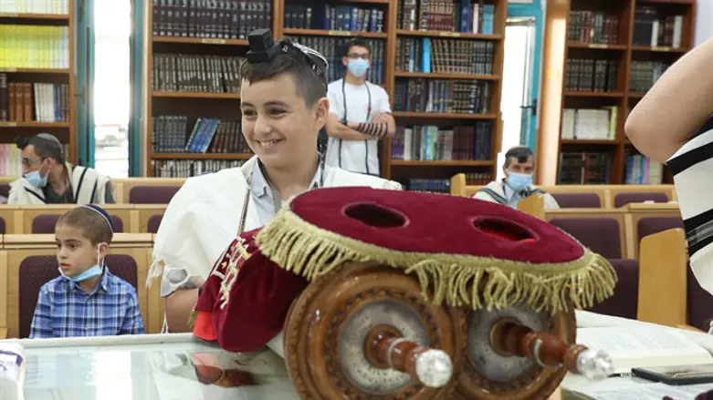 דז'ה וו ישראלי. חתן בר המצווה עולה לתורה כנגד כל הסיכויים