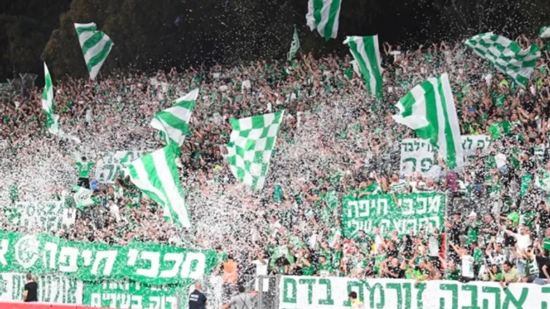 אוהדי חיפה. אליפות ראשונה אחרי עשור