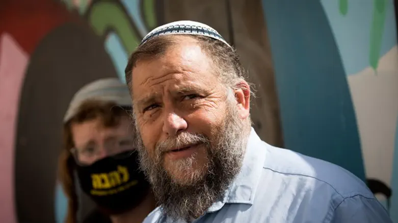 בנצי גופשטיין