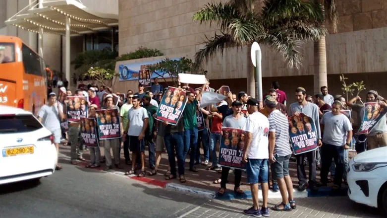 ההפגנה נגד אורבך