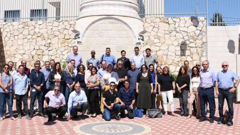 בכירי משרד המשפטים בכפר קרע