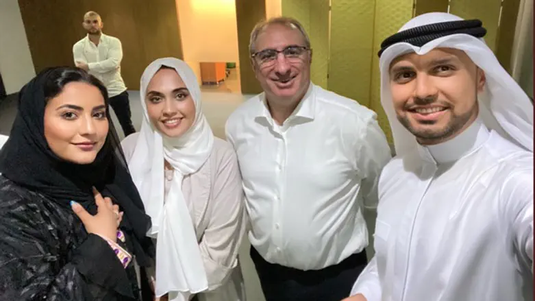L-R Alanoud Alhashmi, Sumaiiah Almheiri, Eitan Na'eh, Majid Al Sarrah
