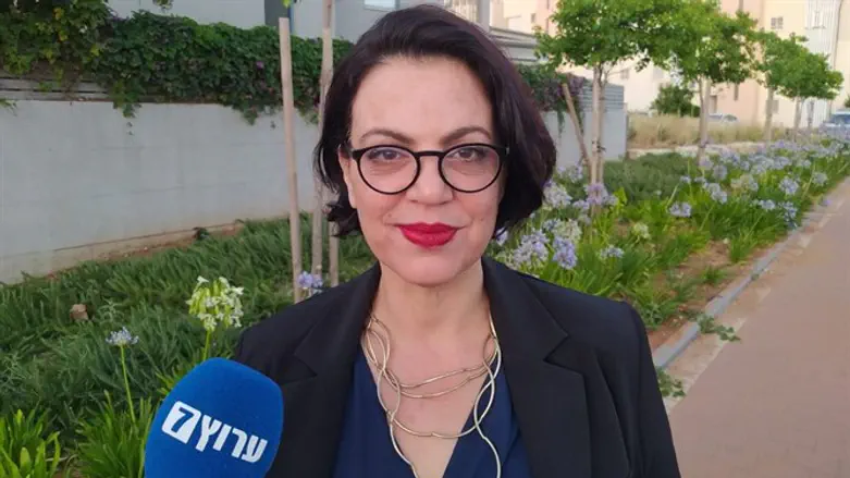 גלית דיסטל אטבריאן