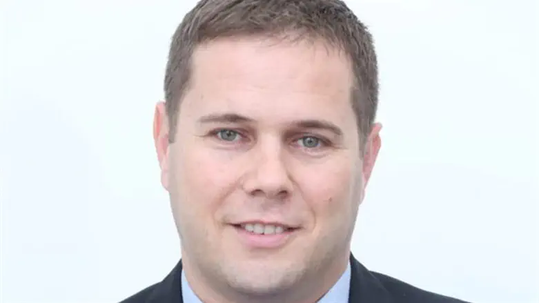 עו"ד גיא אופיר