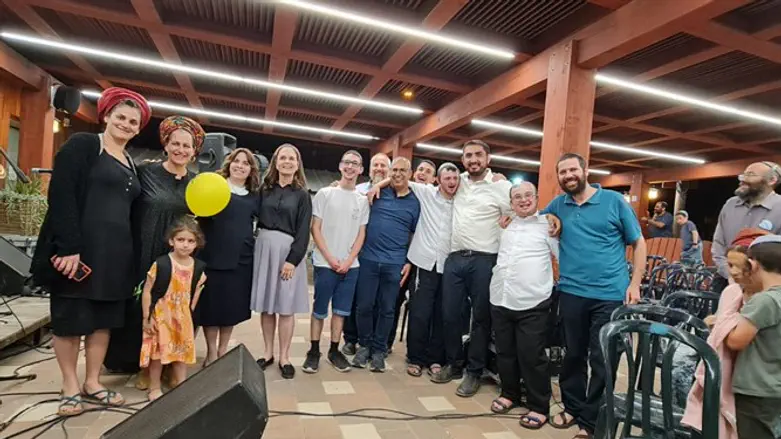 מפגש ההצדעה