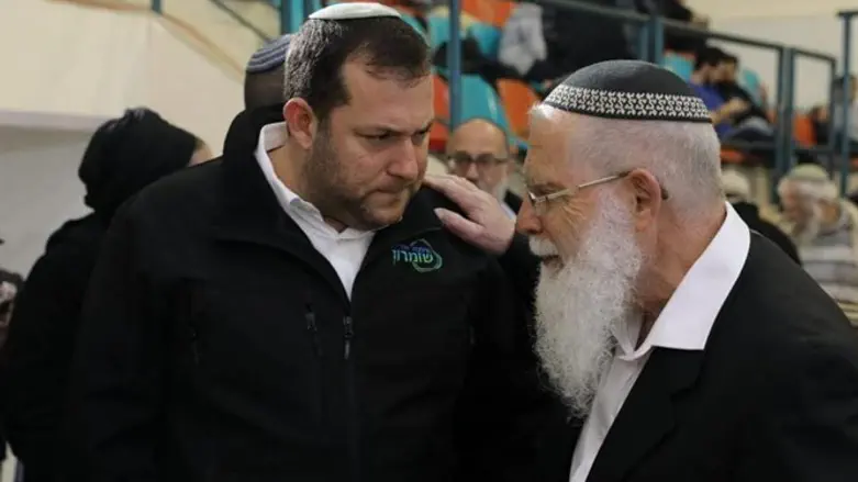 יוסי דגן עם הרב לבנון