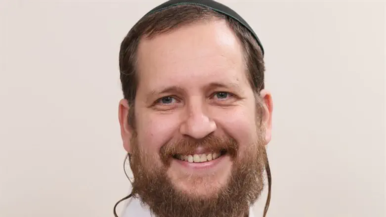 נדב רט