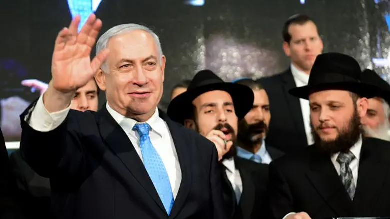 Биньямин Нетаньяху на конференции ХАБАД