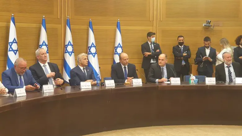 ישיבת ממשלה ראשונה