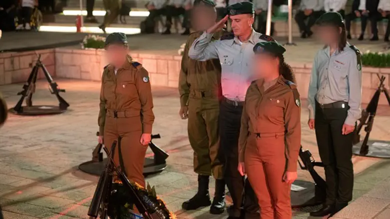 טקס ההתייחדות עם זכר חללי קהילת המודיעין