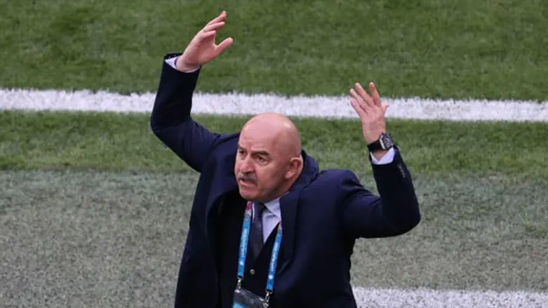 מאמן רוסיה מלהיב את הקהל הביתי הערב