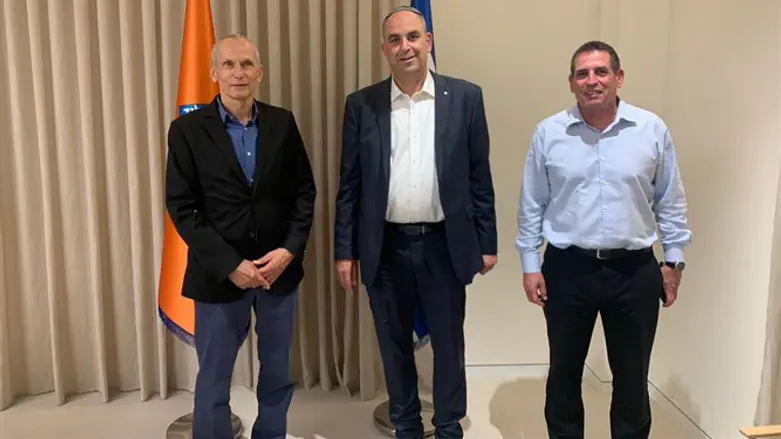 Segalovitz, Revivo and Bar-Lev