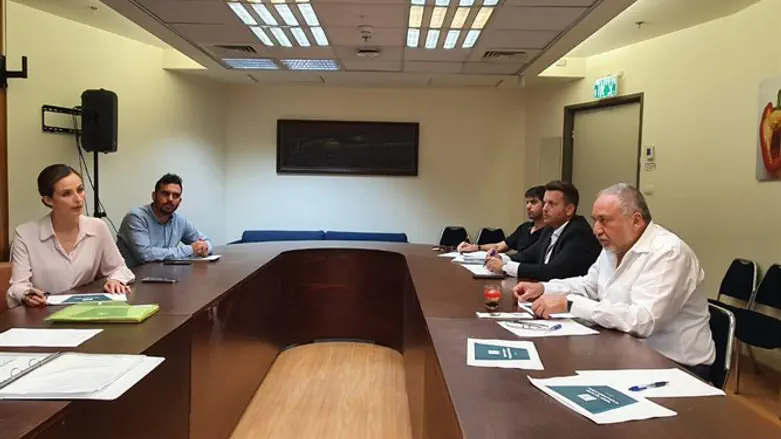 Liberman and Cohen during the meeting