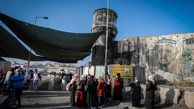 מחסום ביו"ש