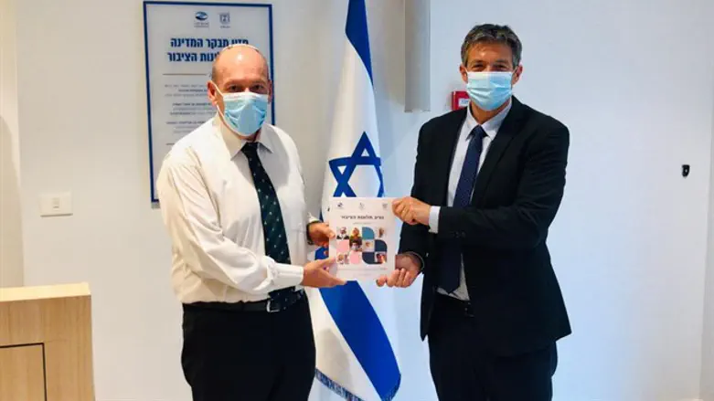 הנדל ואנגלמן