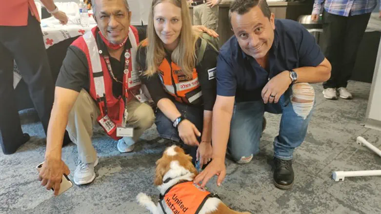 Batya and Lucy with Red Cross workers