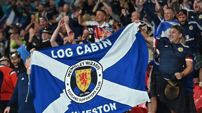 אוהדי סקוטלנד. יגרמו לגמר היורו לעבור מאנגליה?