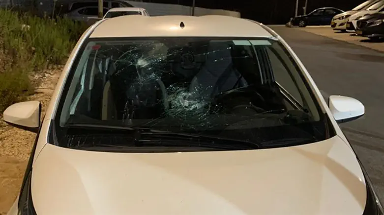 רכבם של היהודים הותקף באבנים וסלעים