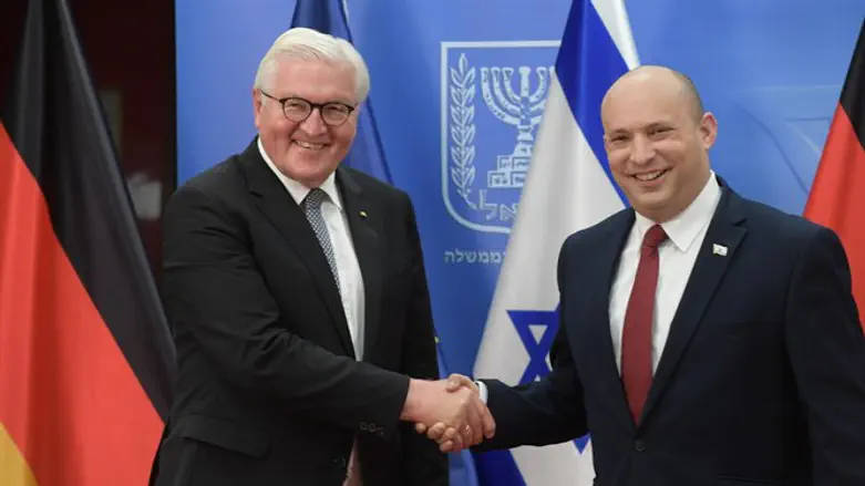 בנט ושטיינמאייר 