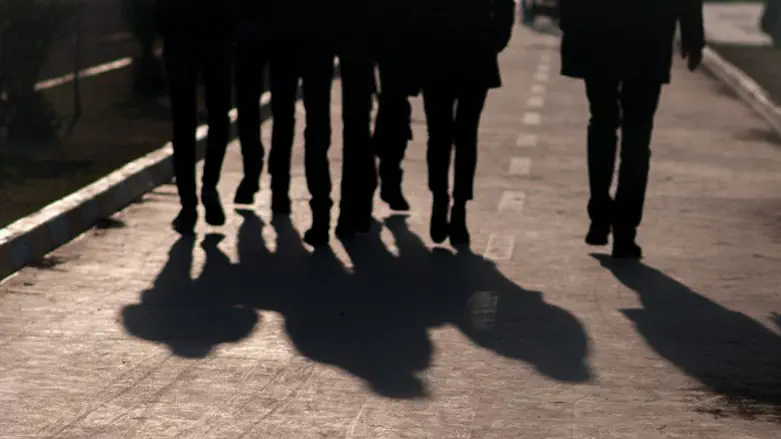 מפגש מפחיד ומאיים