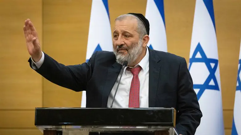 אריה דרעי