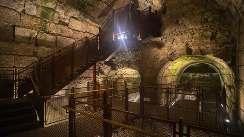 Новый маршрут в туннелях Западной стены