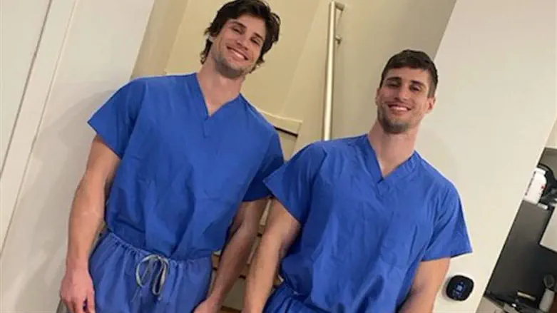 האחים התאומים לוקאס וג'ייקוב