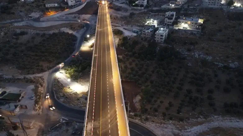 הכביש האמריקאי