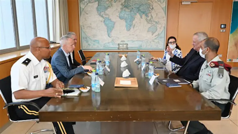 Benny Gantz and Michael Ratney