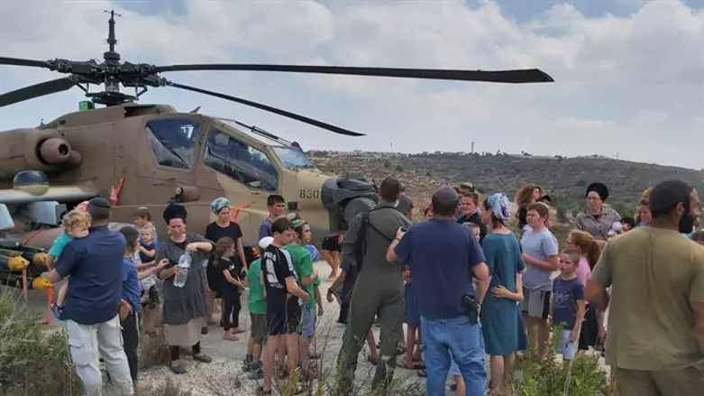 מסוק קרב ביצע נחיתת חירום סמוך לעלי