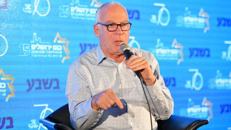 אורי אריאל