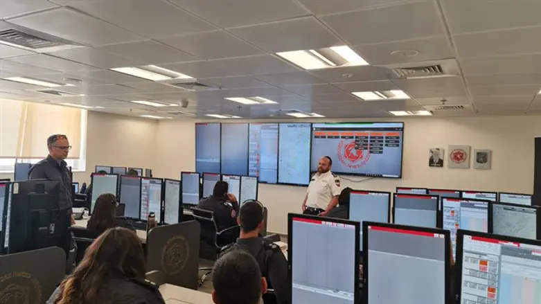 Dispatchers receive training on use of the authority's new cutting-edge dispatch system