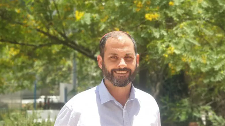 יכין זיק