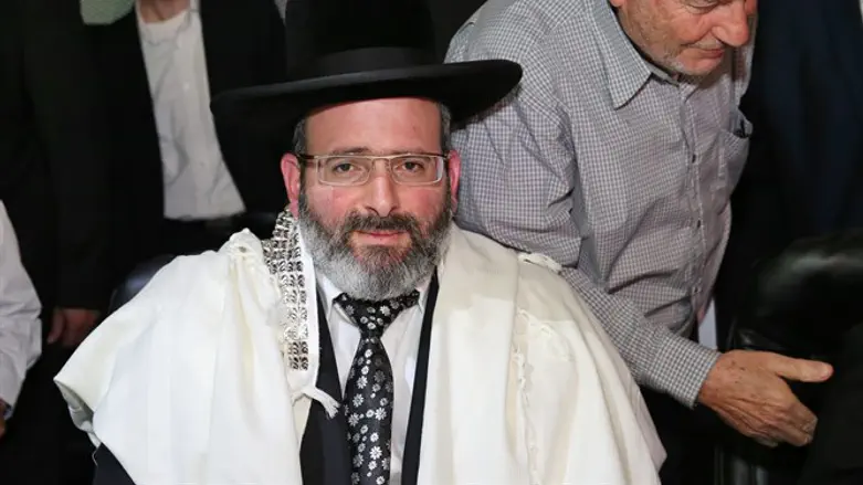 רב העיר נשר, הרב יצחק לוי